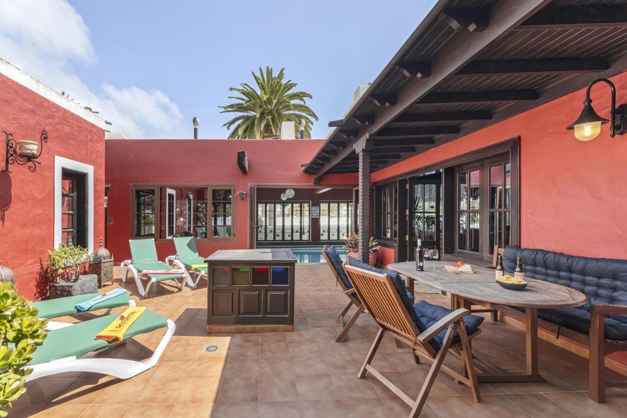 Villa Haria Lux By Escapehome Exterior photo